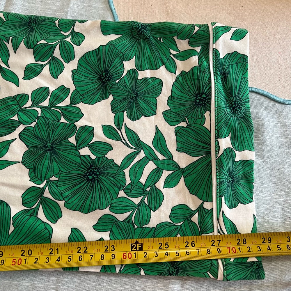 J. Crew Eco dreamiest long-sleeve pajama set in greenhouse floral print Medium - Picture 8 of 15
